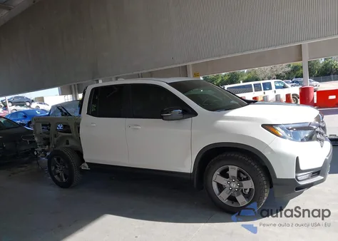 2025 Honda Ridgeline Trailsport z USA, uszkodzony, nr VIN 5FPYK3F60SB009853